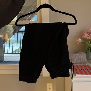 Aritzia black sweatpants